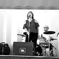 Shelley Webb Photo 39