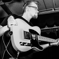 Tim Cavanagh Photo 34