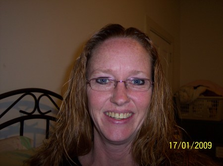 Candy Hanson Photo 17
