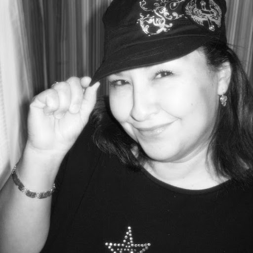 Annette Farrell Photo 33