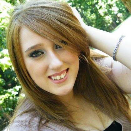 Julie Mckee Photo 8