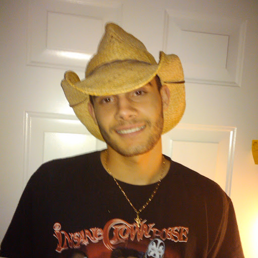 Dustin Morales Photo 20