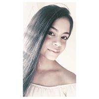 Sarah Parra Photo 8