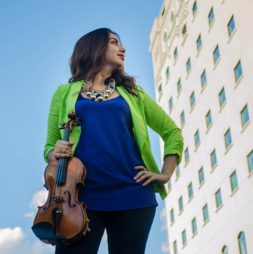 Elisa Chavez Photo 42
