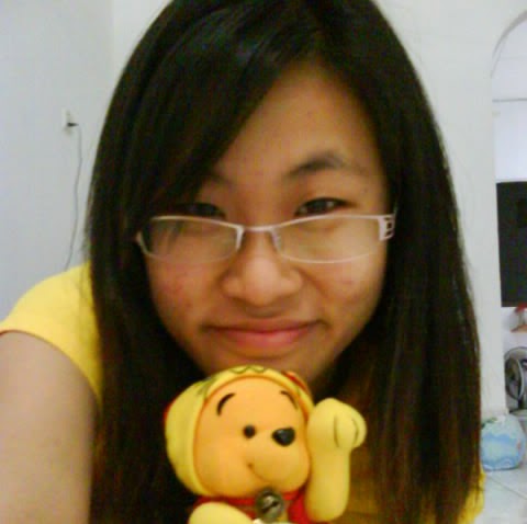Catherine Lim Photo 25