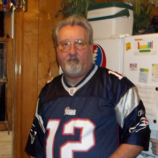 Michael Levesque Photo 28