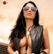 Tia Davidson Photo 24