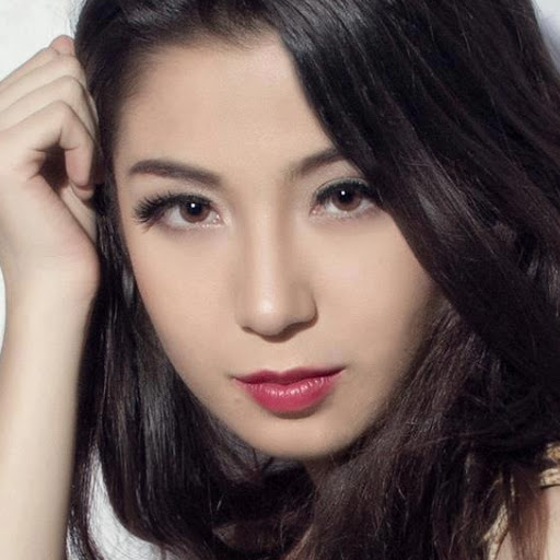Donnalyn Bartolome Photo 6