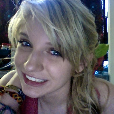 Heather Francis Photo 15