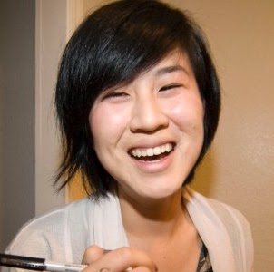 Stephanie Yang Photo 32