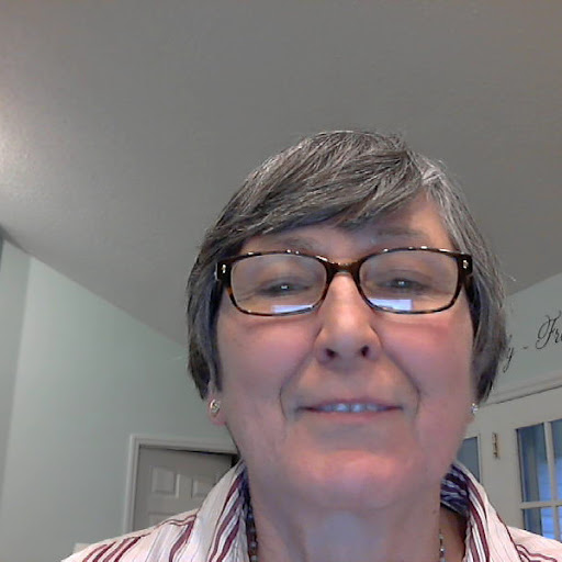 Elizabeth Mcclain Photo 30