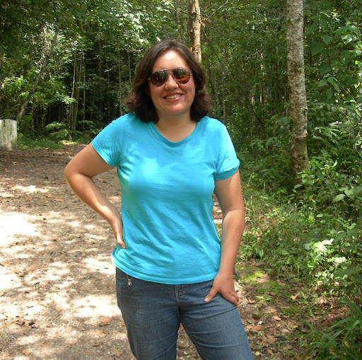 Laura Barrios Photo 11
