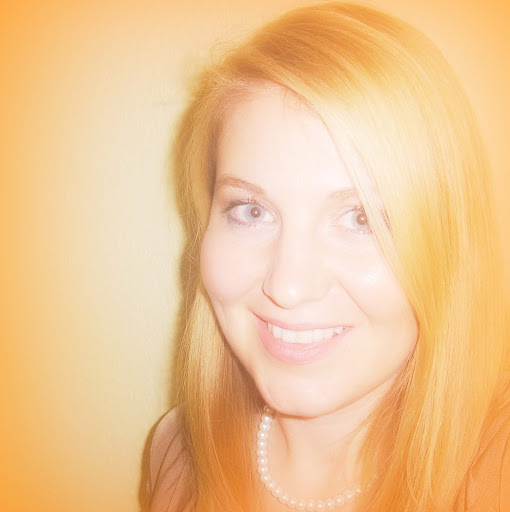Stefanie Ebert Photo 8