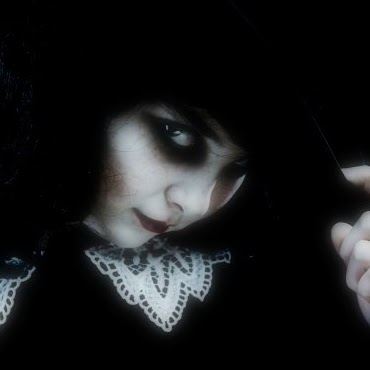 Christina Ritchey Photo 9