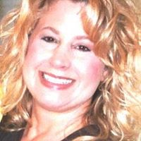 Melanie Brandt Photo 29
