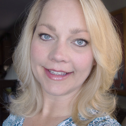 Julie Anderson Photo 23
