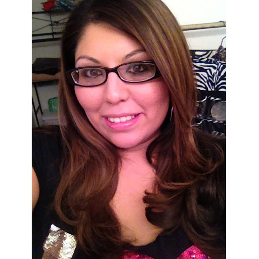 Michelle Martinez Photo 36