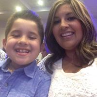 Elizabeth Saenz Photo 43