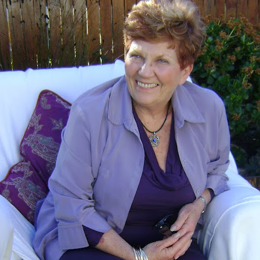 Gillian Bailey Photo 31