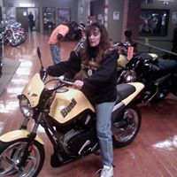 Terri Strong Photo 32