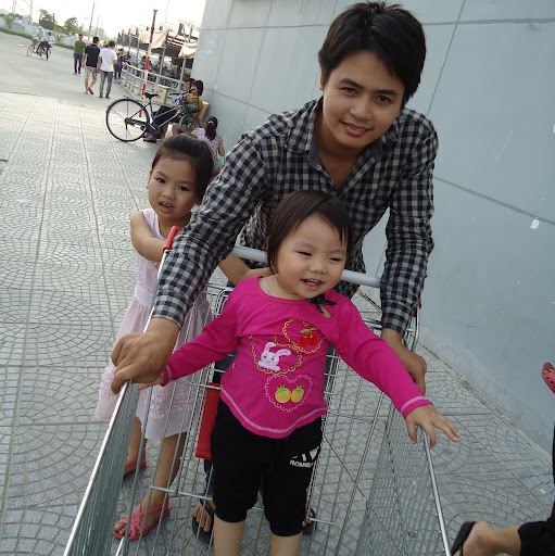 Hung Pham Photo 22