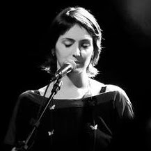 Julia Carvalho Photo 7