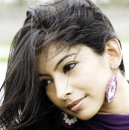 Susan Shah Photo 14
