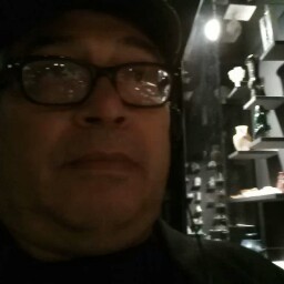 Raymond Suarez Photo 31