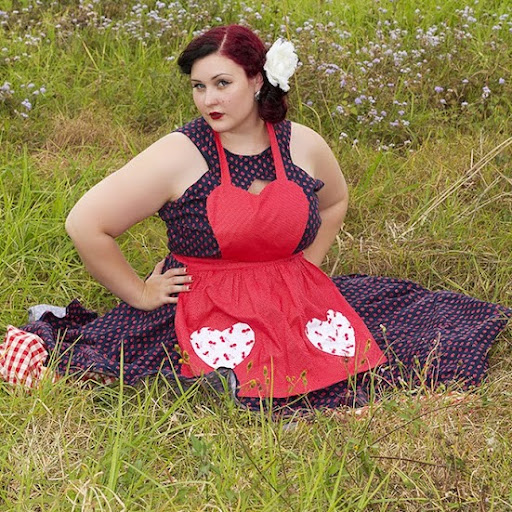 Tanya Lowe Photo 7