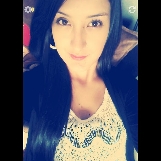 Jessica Daza Photo 15