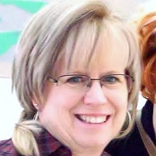 Laura Anderson Photo 40