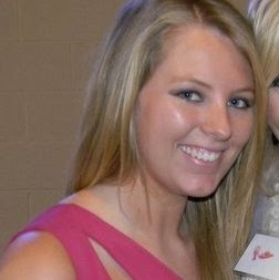 Jennifer Dean Photo 44