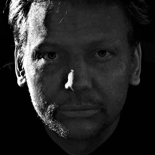 Richard Bauer Photo 34