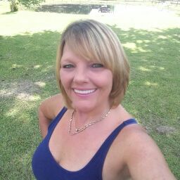 Denise Simpson Photo 39