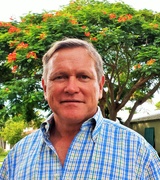 David Small Photo 1