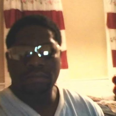 Derrick Holloway Photo 13