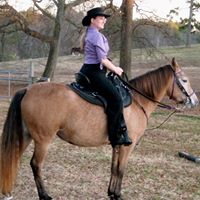 Stephanie Marshall Photo 21