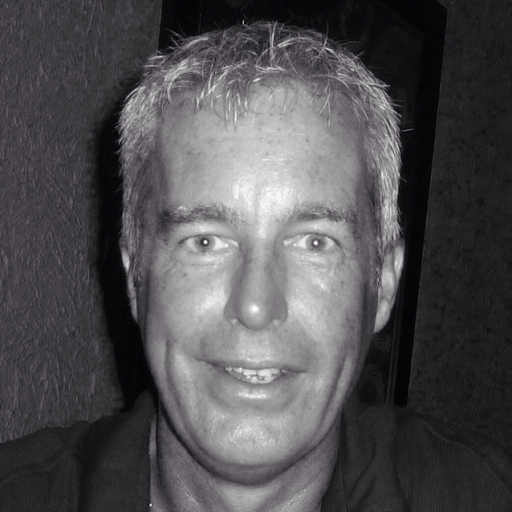 Simon Lunn Photo 18