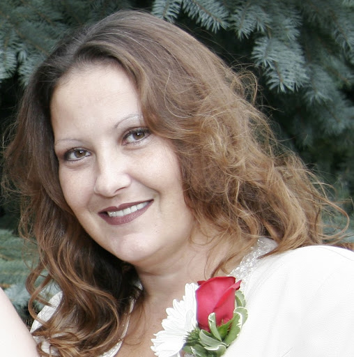 Angie Montgomery Photo 13