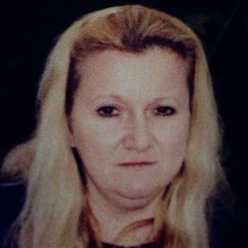 Debbie Lucas Photo 15
