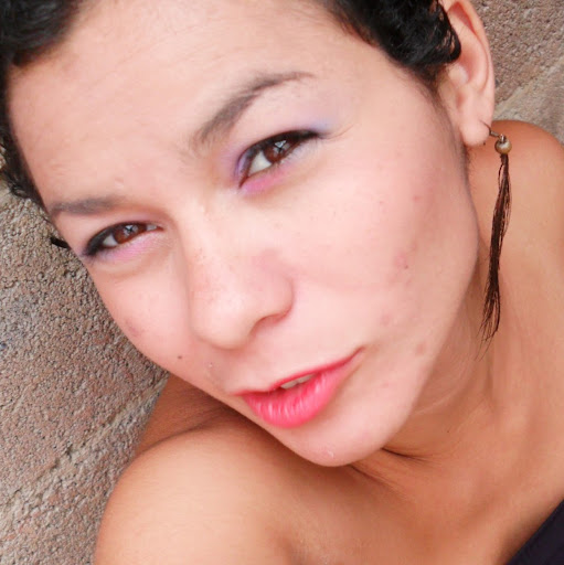 Melissa Moreira Photo 33