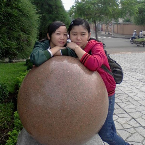 Kim Pham Photo 42
