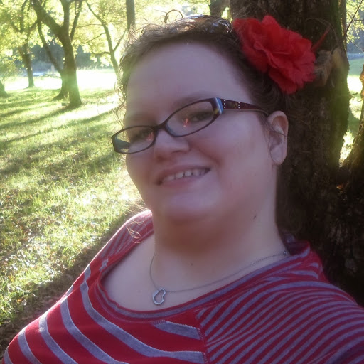 Sarah Delong Photo 27
