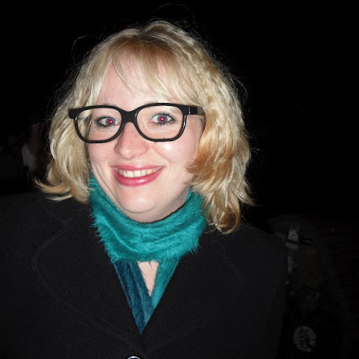 Laura Booth Photo 39