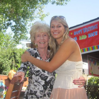 Lindsey Anderson Photo 12