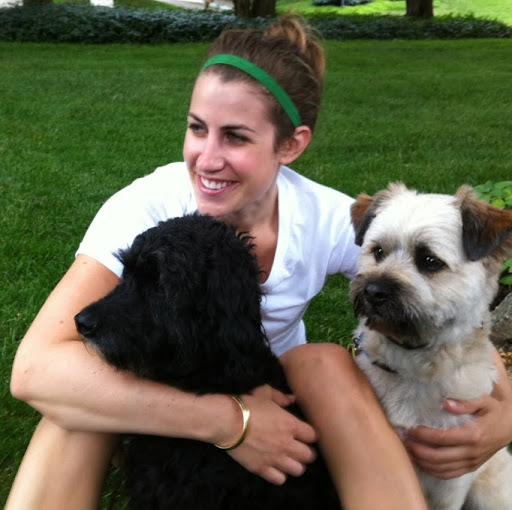 Elizabeth Grimes Photo 25