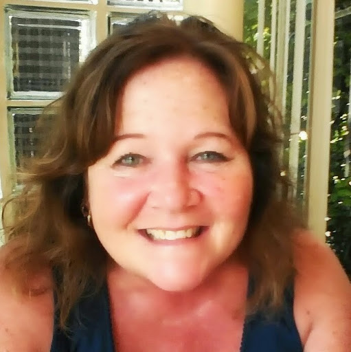 Mona Garner Photo 15