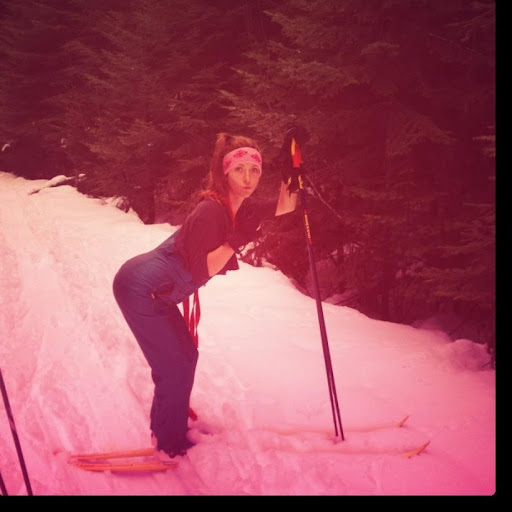 Sarah Bresnahan Photo 10
