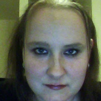 April Cunningham Photo 24