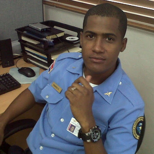 Frank Ramirez Photo 8